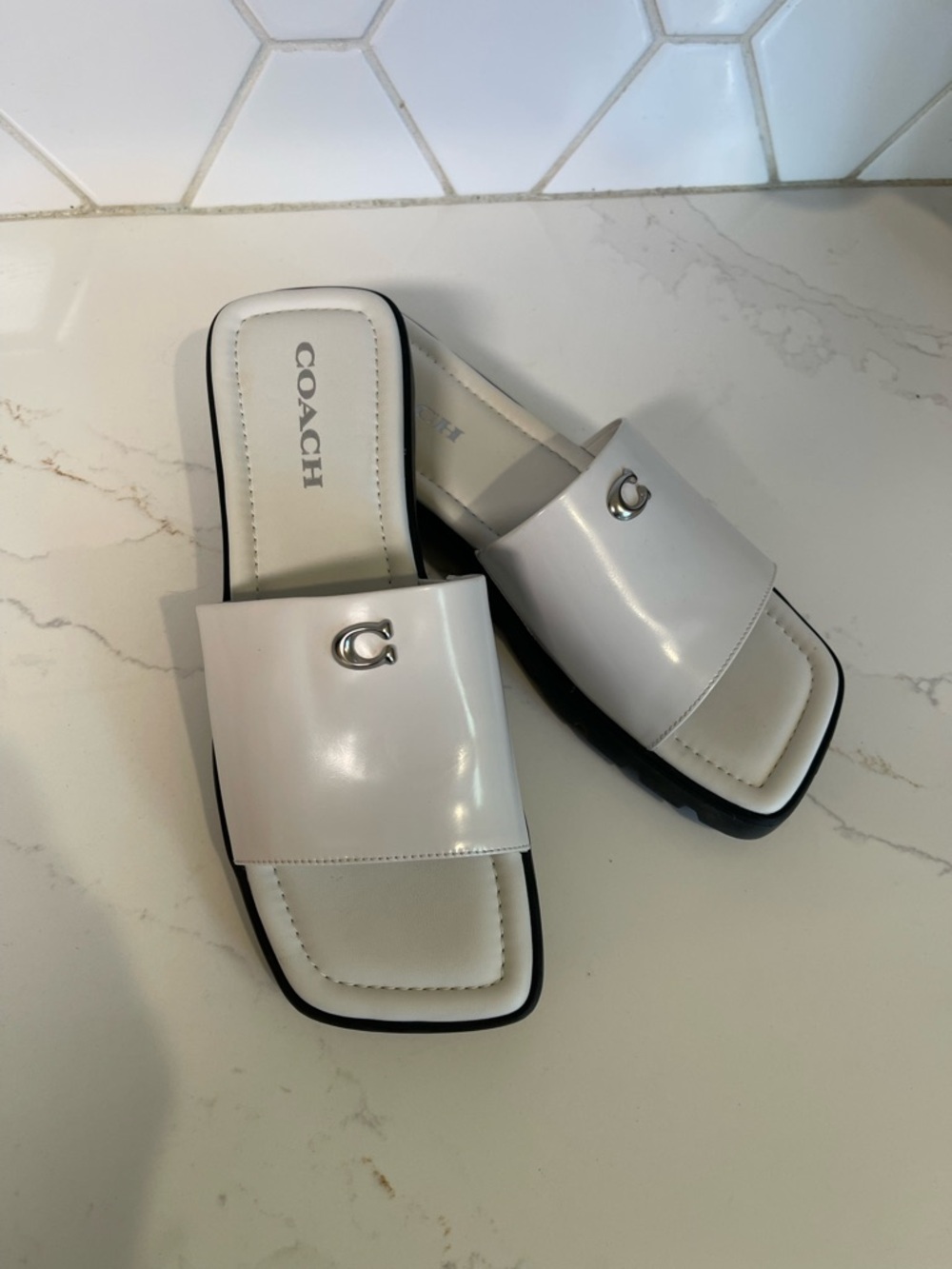 Coach Florence Sandal- Like new! - Picture 2 of 11